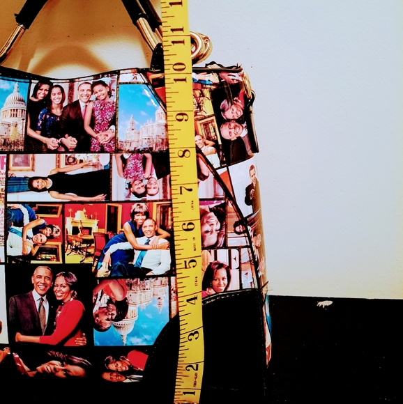 Collectors Item: Glossy Magazine Cover Michelle Obama Purse. - Picture 7 of 13